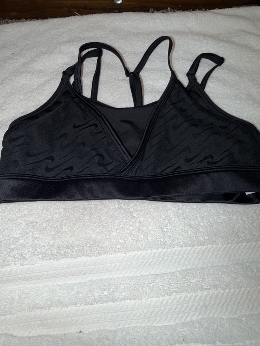 Nike Women's Dri-FIT Indy Icon Clash Light-Support Strappy Bra Black Medium